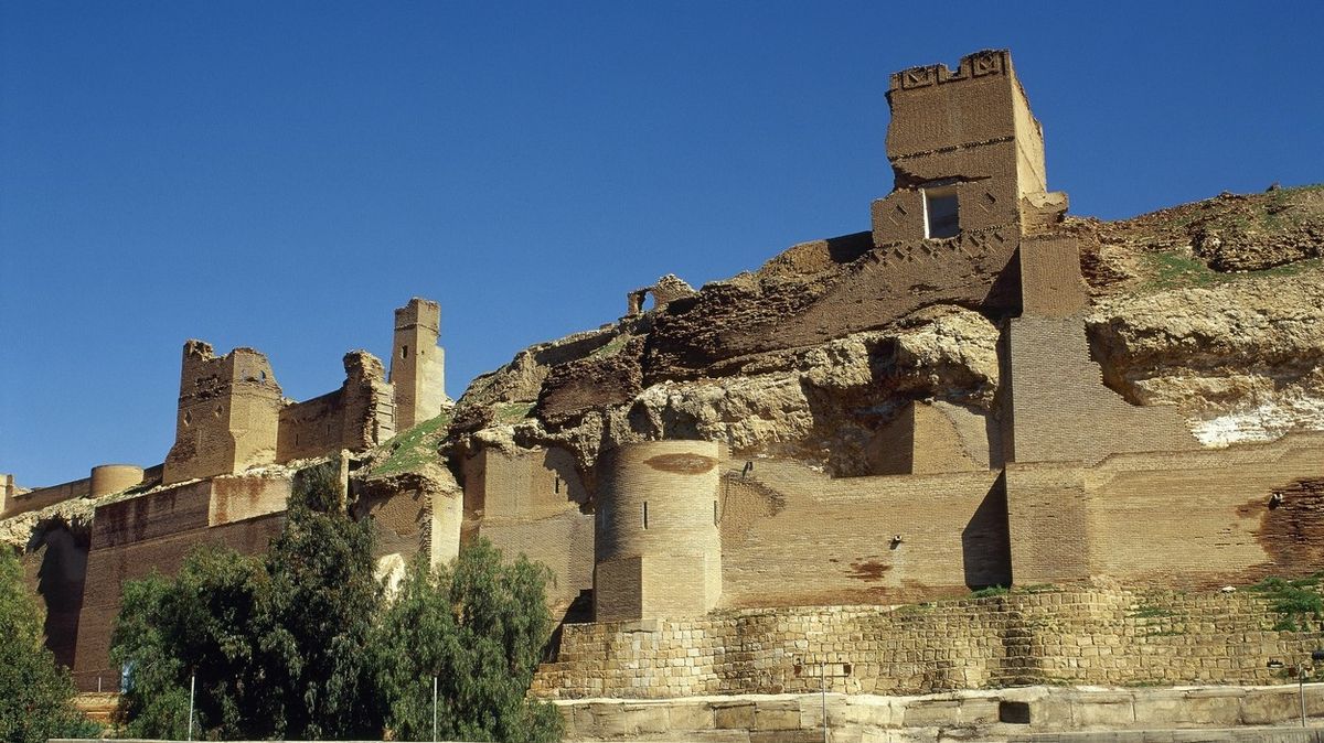 Středověká pevnost v syrské Rakce už zase patří turistům